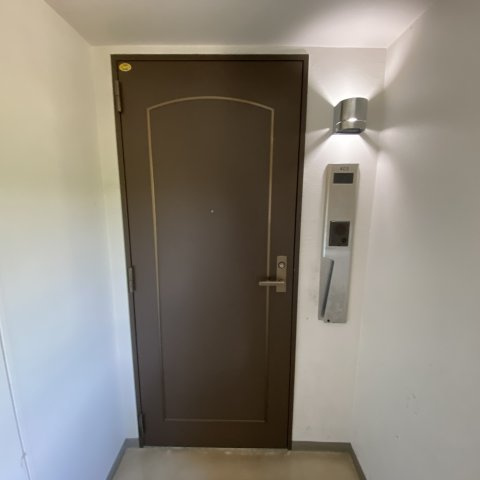 ハイライフ室蘭のエントランス