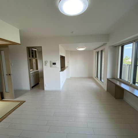 ハイライフ室蘭の居間・リビング