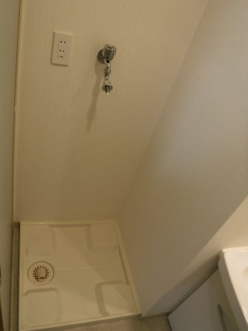 【設備】 | フローラル中葛西Ⅴ | 洗濯機パン
参考画像