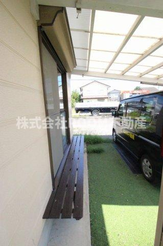 東貸家のバルコニー