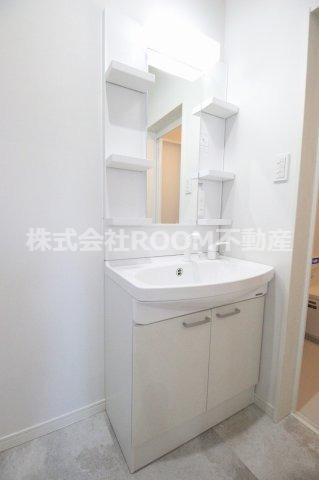 Lacasa(ラカーサ)の独立洗面台|独立洗面化粧台付き