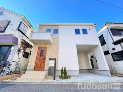 【外観】 | 板橋区赤塚新町2丁目　新築戸建て | 駅徒歩７分♪東武東上線・東京メトロ有楽町線・副都心線の３路線利用可能♪