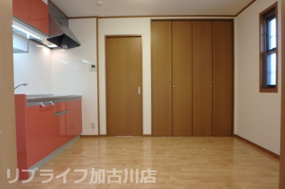 【居間・リビング】 | エクセレントコート | 別のお部屋のお写真です