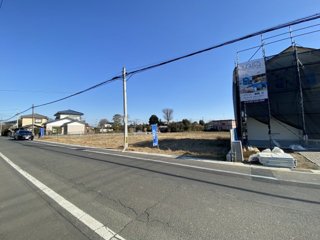敷地面積７９坪　売地　川越市増形の前面道路含む現地写真