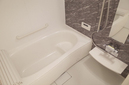 トレモンテの浴室|追い焚き給湯・浴室乾燥付