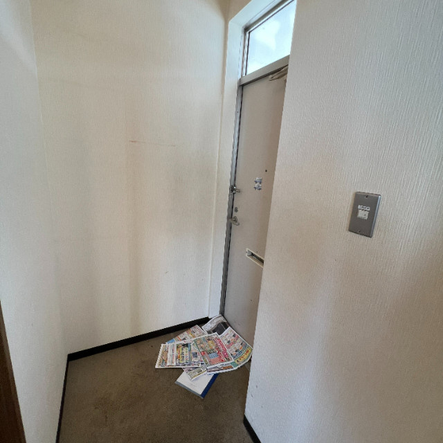 シルク２１若草の玄関