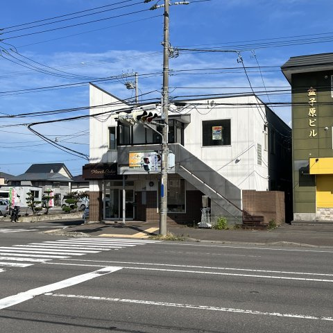 シルク２１若草の外観