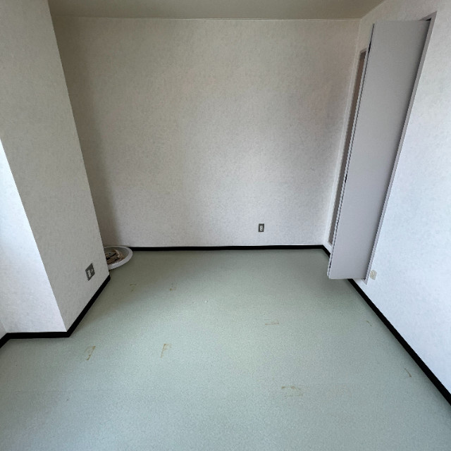 シルク２１若草の洋室