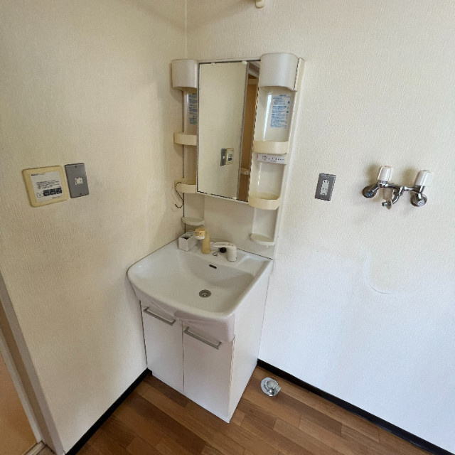 シルク２１若草の洗面所