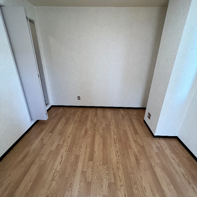 シルク２１若草の洋室