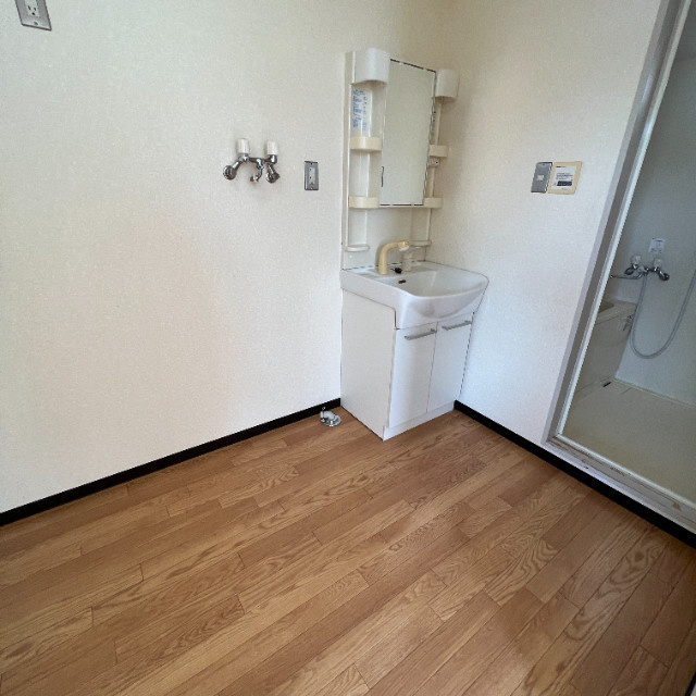 シルク２１若草の洗面所