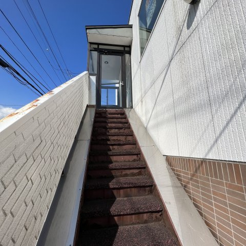 シルク２１若草のエントランス