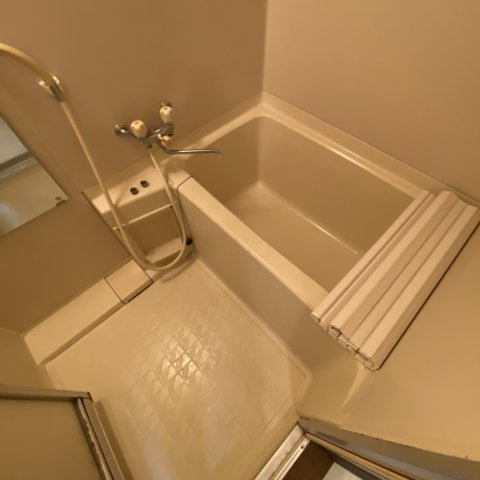 ＴＫハイツＣの浴室