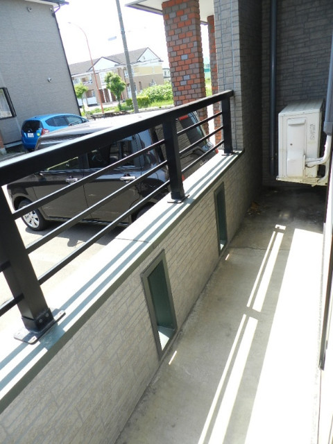 グランドハイム　ぽちたま２１のバルコニー