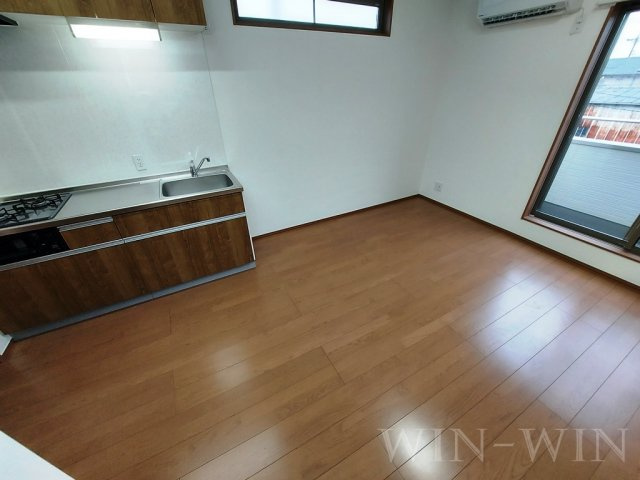 パティオ王ヶ崎の居間・リビング