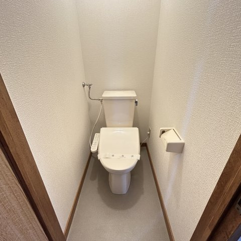 moff  WAKAKUSAのトイレ