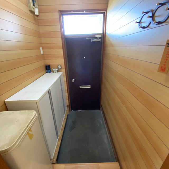 コーポキクヤの玄関