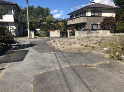 【前面道路含む現地写真】 | 御代田町西軽井沢売地