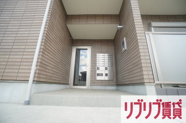 ウィズアールワン蘇我のエントランス