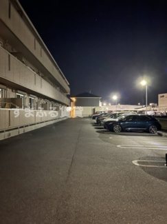 【駐車場】