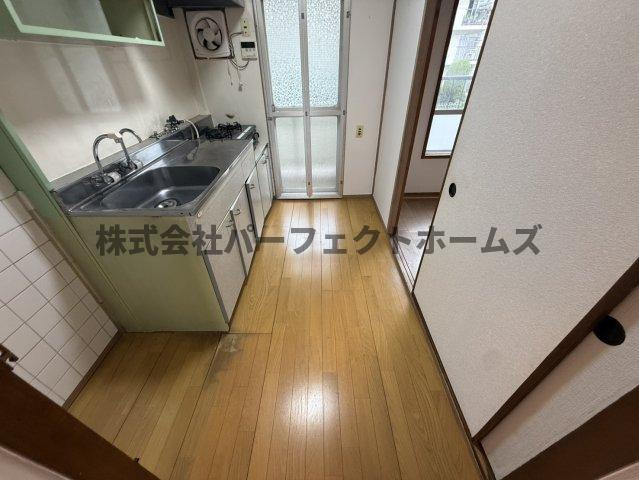 三井団地A93棟のキッチン|お料理しやすいキッチンです