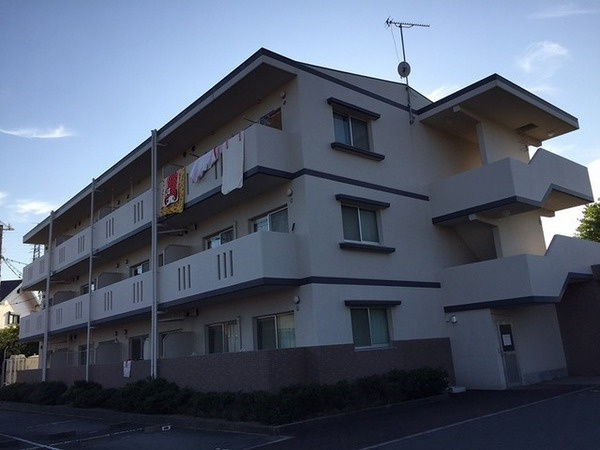 ハイツセーヌの外観