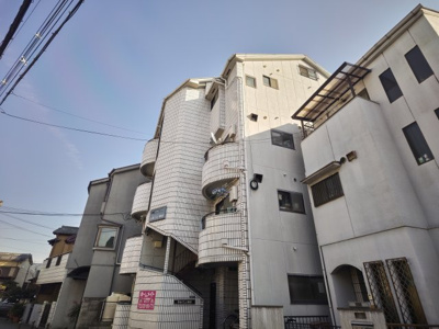 【外観】 | ラルゴ上神田 | きれいな外観です