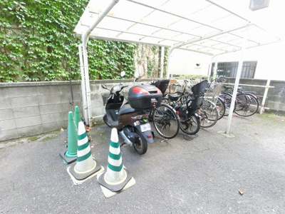 【その他共用部分】 | リレント山下町 | 駐輪場・バイク置場です。