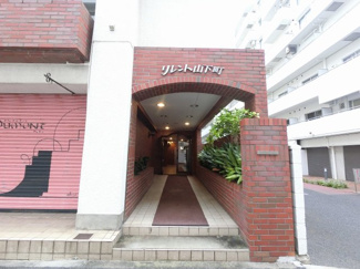 【エントランス】 | エントランス部分です。