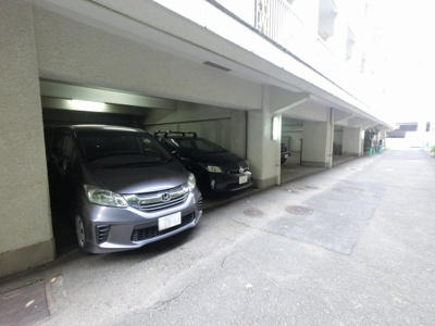 【駐車場】 | リレント山下町 | 平置き駐車場です。