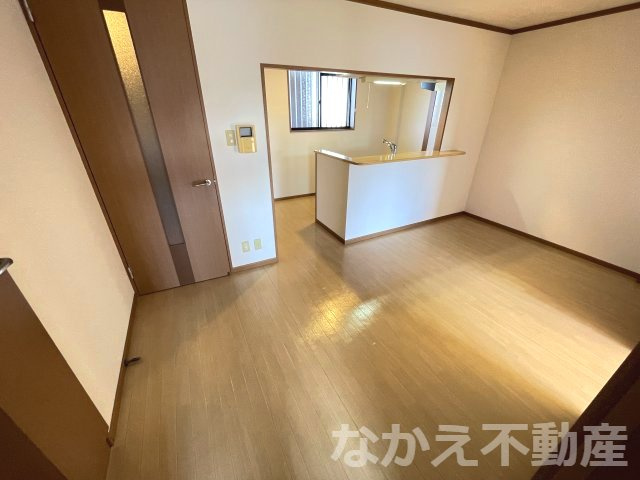 【居間・リビング】 | こちらのリビングで趣味の時間をお楽しみください