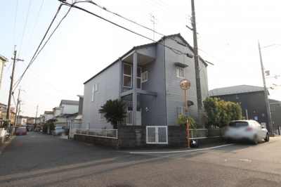 【前面道路含む現地写真】 | 大津市雄琴5丁目14-16　中古戸建 | 角地の立地を確認頂けるカット