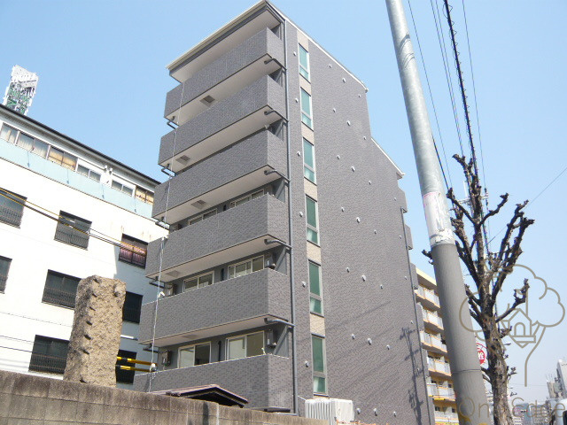 グランパシフィック十三東の外観