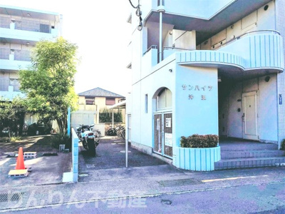 【玄関】 | サンハイツ沖浜 | 収納もある玄関です