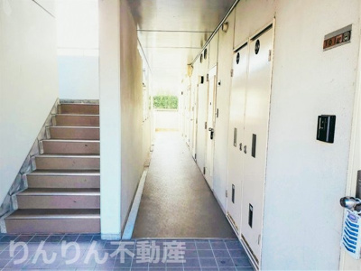 【ロビー】 | サンハイツ沖浜 | 落ち着いたロビーです