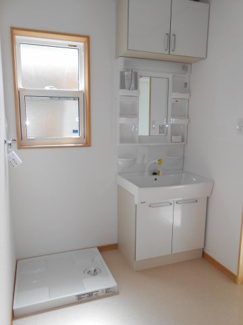 apartment 大字高屋字西浦