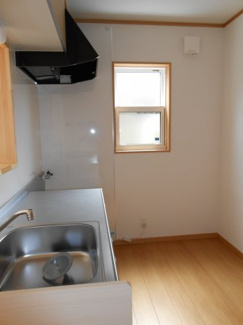 apartment 大字高屋字西浦