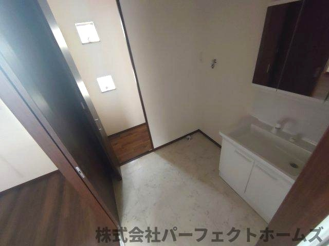 仁和寺町中古戸建の洗面所|洗面所です