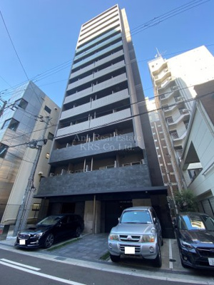 【外観】 | ファーストステージ江戸堀パークサイド | 閑静な街に佇む、凛とした外観のマンションです☆