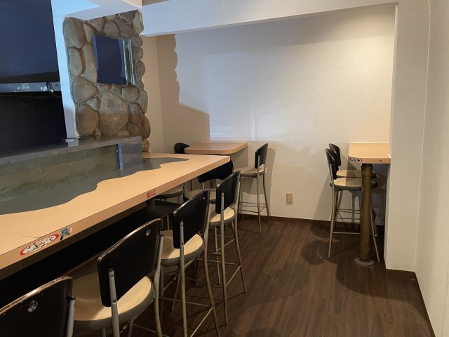 米子市朝日町　森山ビル2階テナントの内装