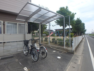 【その他共用部分】 | サニーコート中庄 | 中庄　サニーコート中庄　1LDK　駐輪場