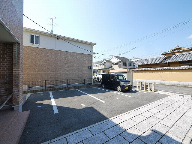 ピュアティハイムサウスの駐車場