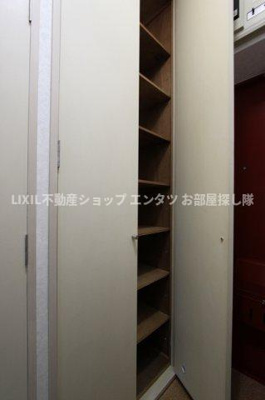 【玄関】 | メゾンブランシュ1号館