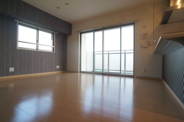 ピュールラルゴの居間・リビング