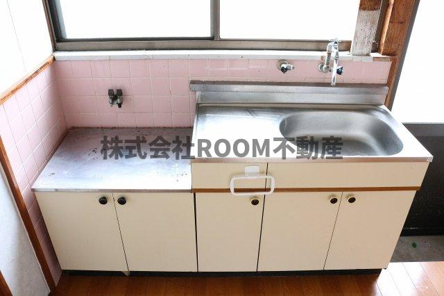 中原貸家のキッチン