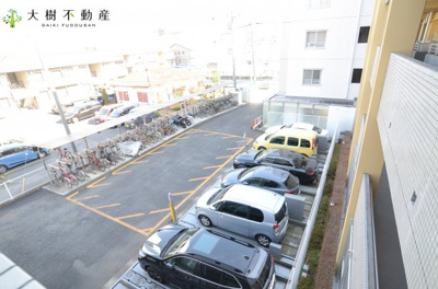 【駐車場】 | 〈ペット飼育可〉小田急コアロード海老名Ⅳ3階　3ＬＤＫ　リフォーム済み【仲介手数料無料】
