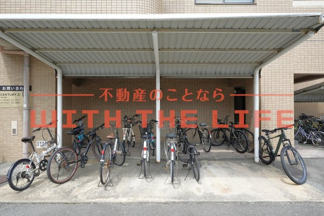 シャルム六ツ門【10,000円キャッシュバック対象物件】の駐車場
