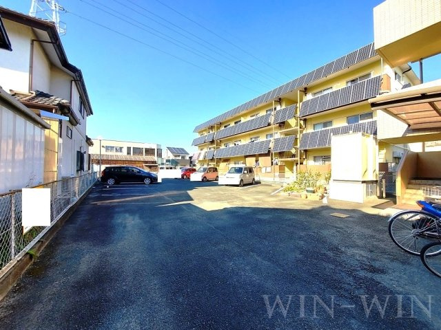 アーバンライフ豊橋の駐車場