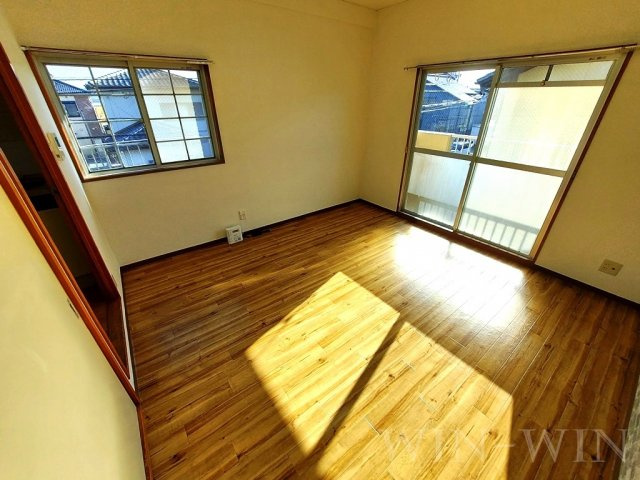 アーバンライフ豊橋の居間・リビング