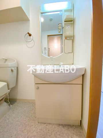 アスティナ弁天町の洗面所